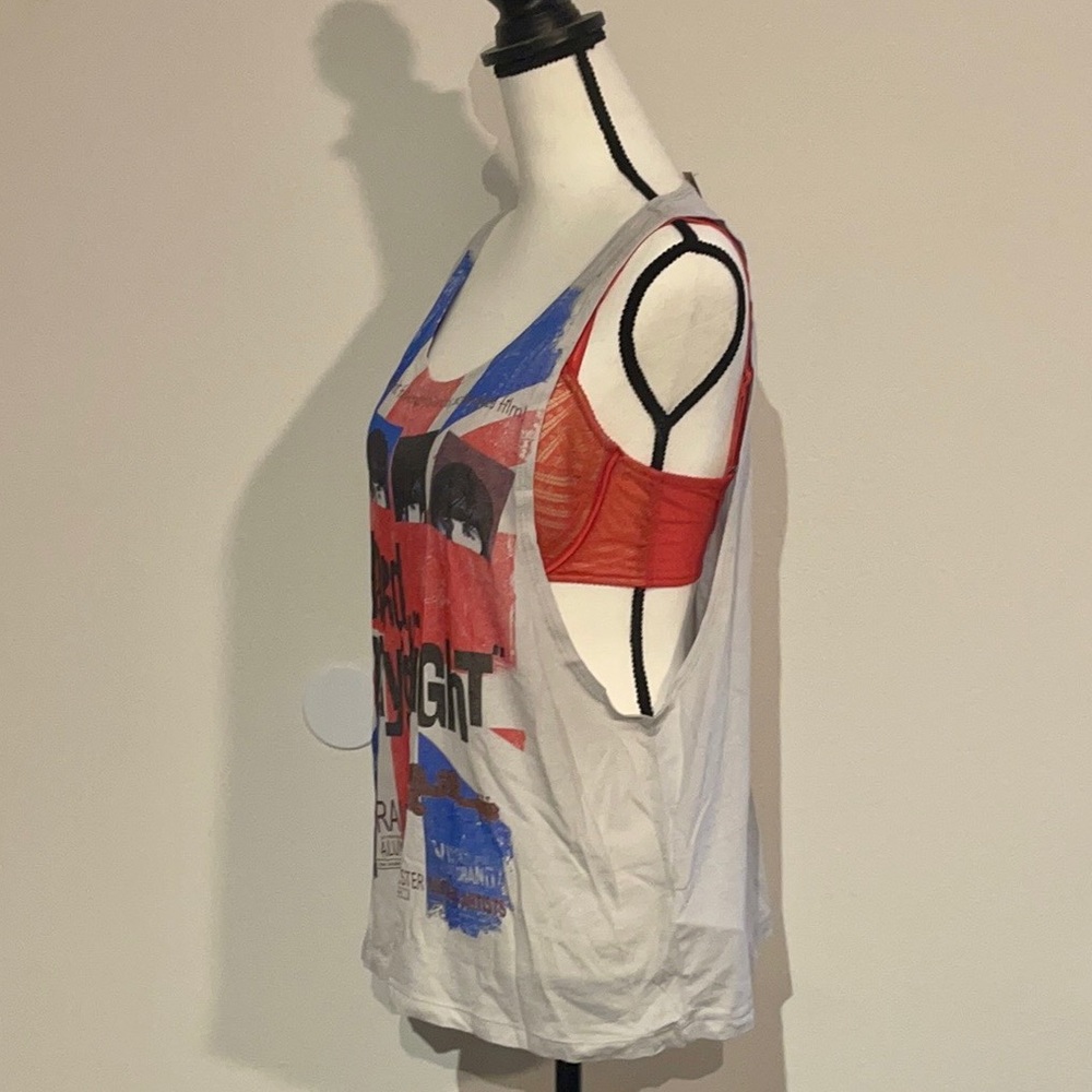 A Hard Day's Night graphic tank - Picture 7 of 7